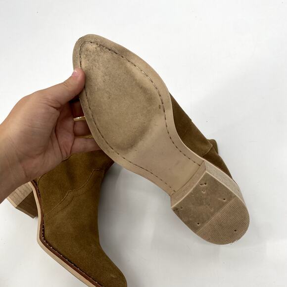 Crevo Size 8.5 Tan Suede Western Style Boots - Picture 5 of 8